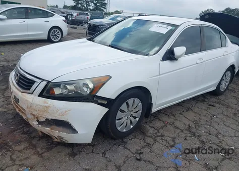 2008 Honda Accord 2.4 Lx z USA, uszkodzony, nr VIN 1HGCP26368A061298